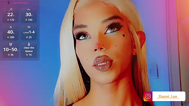 DanniLee  online show from 11-01-25, 10:12