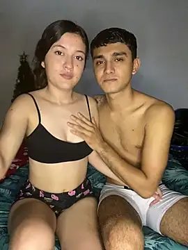 Snapshot of Jonlis01 chatting on 12-18-24, 02:17 Jonlis01 online show from 12-18-24, 02:17