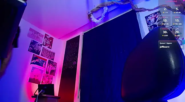 Snapshot of christianwang chatting on 12-12-24, 07:19 christianwang online show from 12-12-24, 07:19