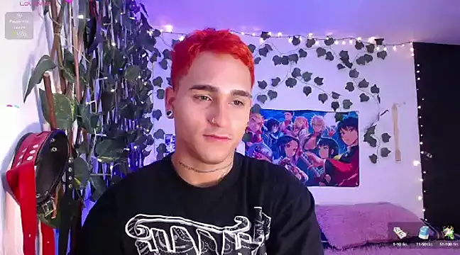 Snapshot of christianwang chatting on 03-18-25, 10:36 christianwang online show from 03-18-25, 10:36