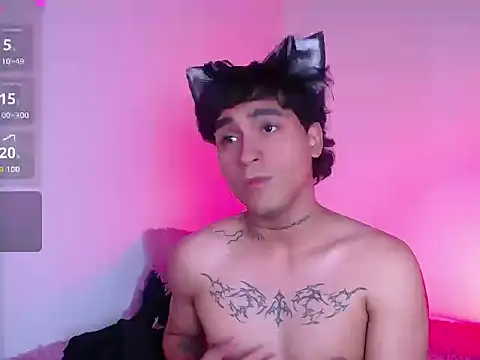 Snapshot of christianwang chatting on 10-20-25, 08:53 christianwang online show from 10-20-25, 08:53