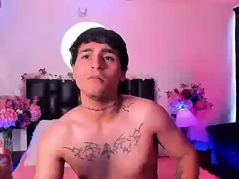 Snapshot of christianwang chatting on 11-01-25, 05:37 christianwang online show from 11-01-25, 05:37