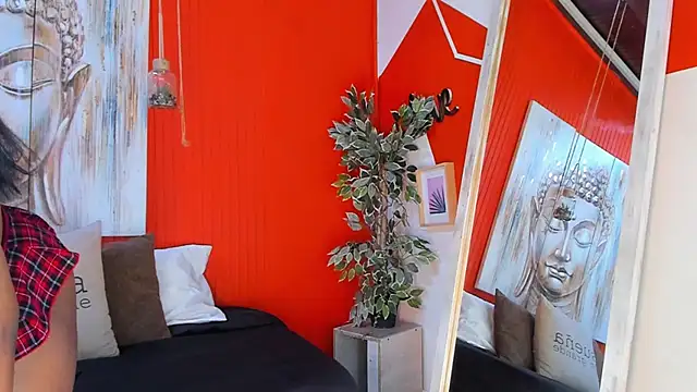 Snapshot of grace_miller03 chatting on 10-21-25, 06:52 grace miller03 online show from 10-21-25, 06:52