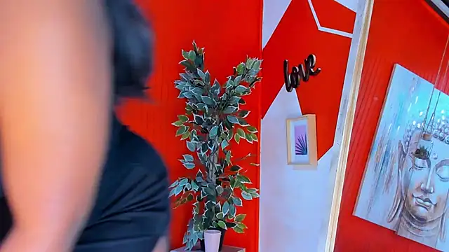 Snapshot of grace_miller03 chatting on 11-25-25, 07:14 grace miller03 online show from 11-25-25, 07:14