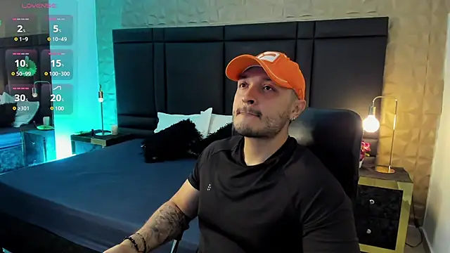 JossAckland online show from 01-18-25, 11:43