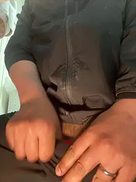 Snapshot of sakuto07 chatting on 03-10-26, 09:14 sakuto07 online show from 03-10-26, 09:14