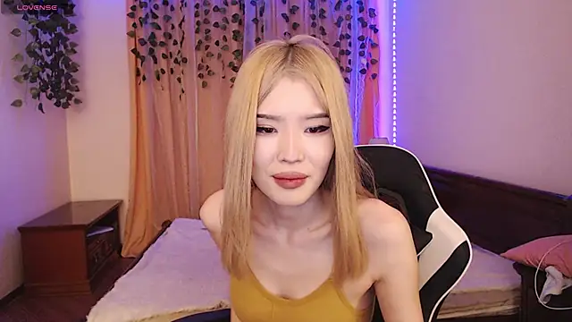 Velvetsky 1 online show from 01-17-25, 02:18