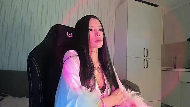 Snapshot of Velvetsky_1 chatting on 01-18-26, 05:28 Velvetsky 1 online show from 01-18-26, 05:28