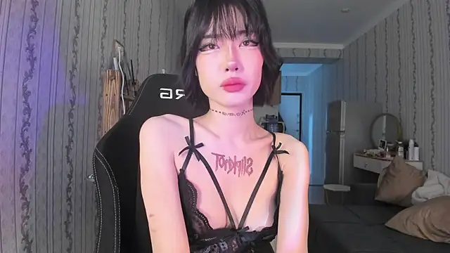 Snapshot of Velvetsky_1 chatting on 02-22-26, 12:04 Velvetsky 1 online show from 02-22-26, 12:04