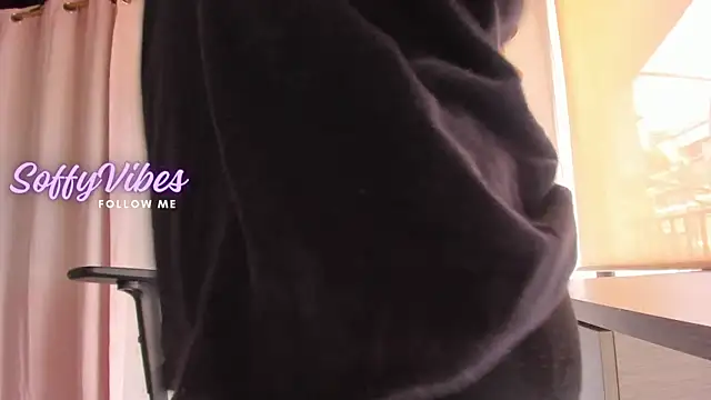 Snapshot of soffyvibes- chatting on 01-02-25, 05:07 soffyvibes- online show from 01-02-25, 05:07