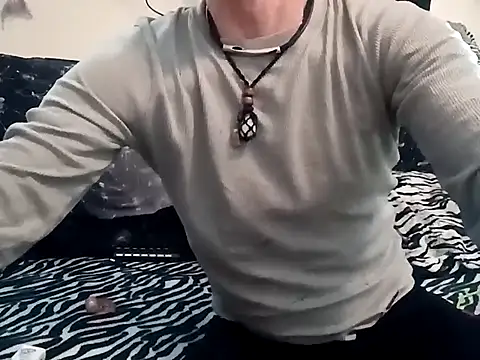 Snapshot of surRealGhost chatting on 02-11-25, 05:40 surRealGhost online show from 02-11-25, 05:40