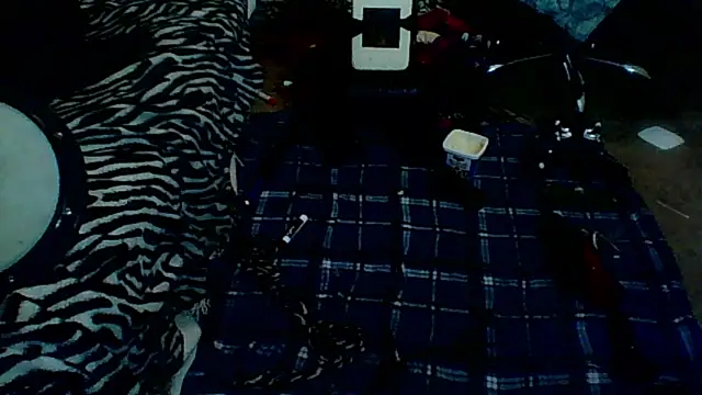 Snapshot of surRealGhost chatting on 03-19-25, 07:06 surRealGhost online show from 03-19-25, 07:06