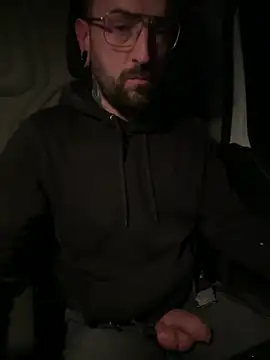 Snapshot of _Haptic_ chatting on 12-19-24, 05:08 Haptic online show from 12-19-24, 05:08