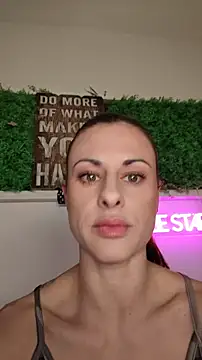 Snapshot of BillieStarOfficial chatting on 05-18-26, 06:58 BillieStarOfficial online show from 05-18-26, 06:58