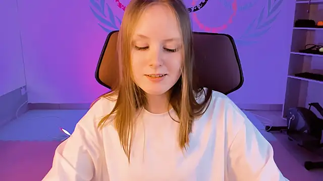 VivienLeeigh online show from 12-25-24, 04:22