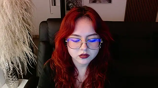 crimson tati  online show from 12-06-24, 07:32