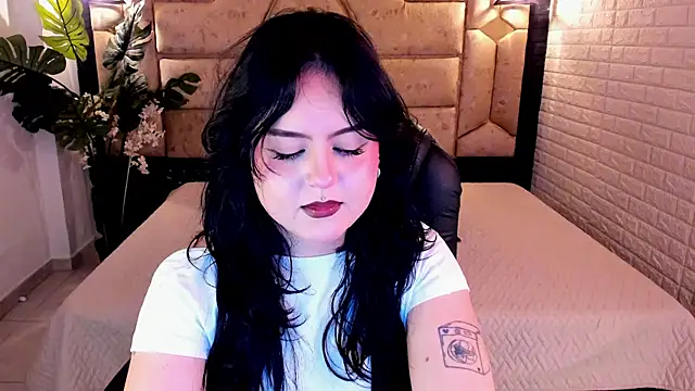 crimson tati  online show from 06-06-26, 06:29