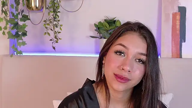 MiaOconner online show from 01-20-25, 05:48