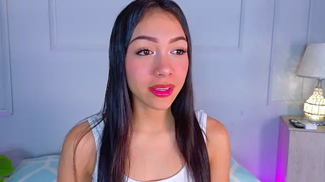 MiaOconner online show from 09-24-25, 08:34