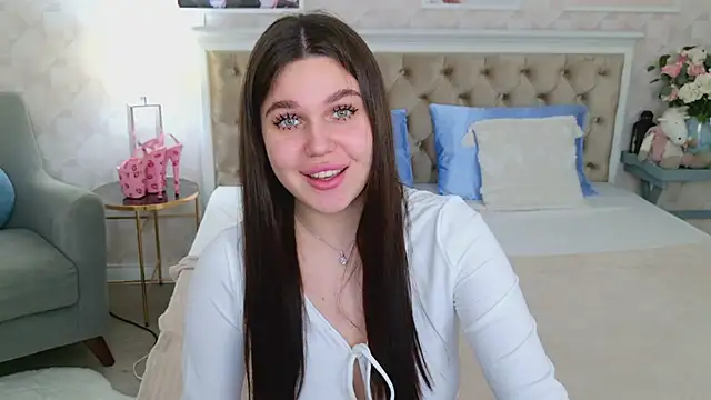 Snapshot of RihannaRose chatting on 01-31-25, 07:08 RihannaRose online show from 01-31-25, 07:08