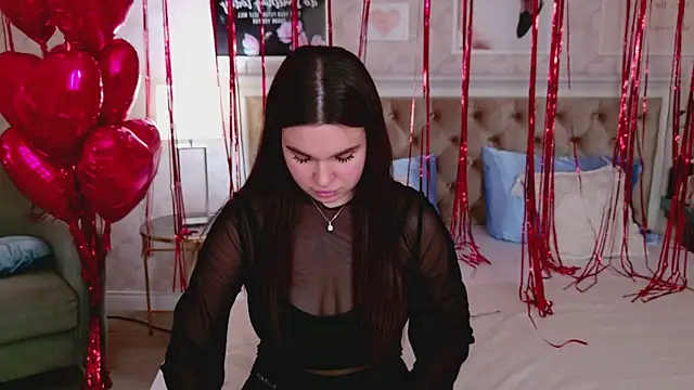 Snapshot of RihannaRose chatting on 02-11-25, 10:50 RihannaRose online show from 02-11-25, 10:50