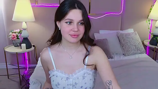 Snapshot of RihannaRose chatting on 03-13-25, 08:54 RihannaRose online show from 03-13-25, 08:54