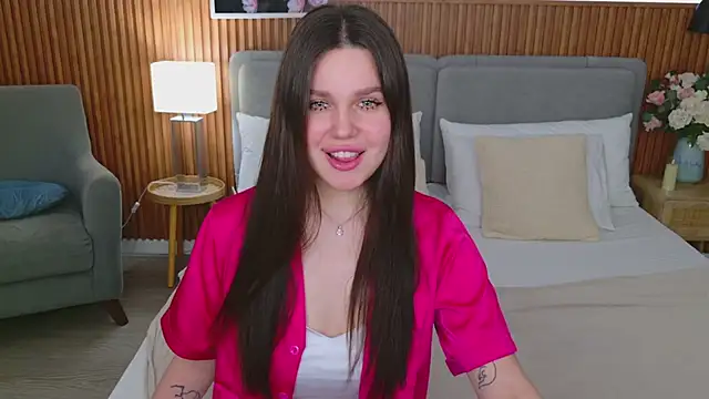 Snapshot of RihannaRose chatting on 03-20-25, 08:19 RihannaRose online show from 03-20-25, 08:19