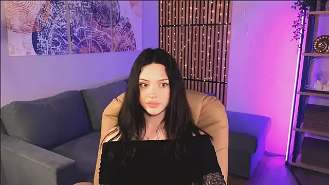 Snapshot of StellaryShy chatting on 12-25-24, 11:43 StellaryShy online show from 12-25-24, 11:43