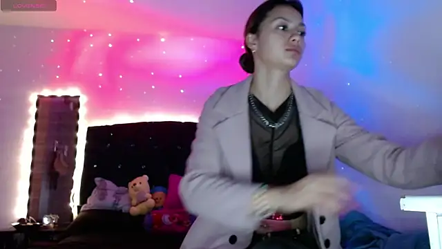 holy juli online show from 01-17-25, 03:45