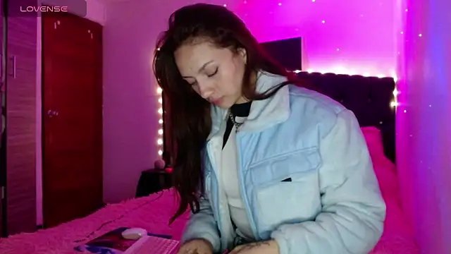 holy juli online show from 03-09-25, 03:22