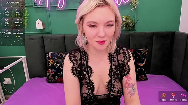 Fluffy Monica online show from 12-17-24, 01:18