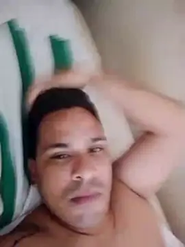 Snapshot of Viny459 chatting on 01-09-26, 03:26 Viny459 online show from 01-09-26, 03:26