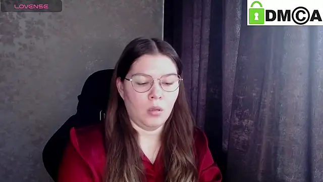 Snapshot of holy_michela chatting on 02-12-26, 07:03 holy michela online show from 02-12-26, 07:03