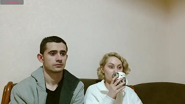 Snapshot of Sweet__Daddy chatting on 01-29-25, 08:04 Sweet Daddy online show from 01-29-25, 08:04