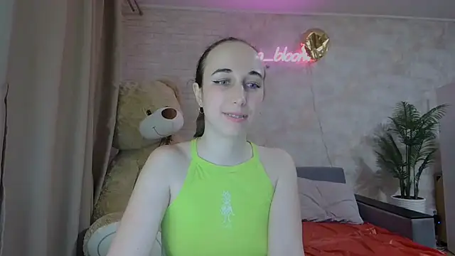 Anika bloom online show from 03-10-25, 03:01