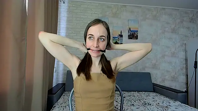 Anika bloom online show from 04-15-26, 10:00