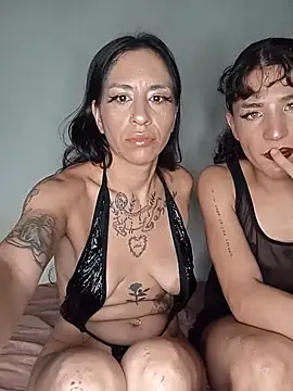 Snapshot of LaCristinatrans chatting on 02-17-26, 11:44 LaCristinatrans online show from 02-17-26, 11:44