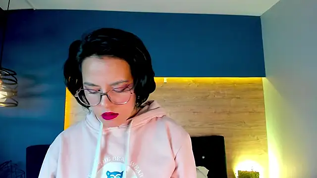 victoria byte online show from 09-23-25, 09:29