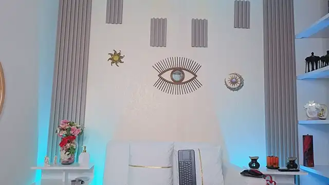 EMILY ROUSSE71 online show from 06-21-26, 08:11