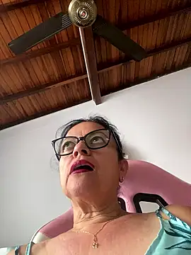 Sharongirl07 online show from 01-14-26, 02:23