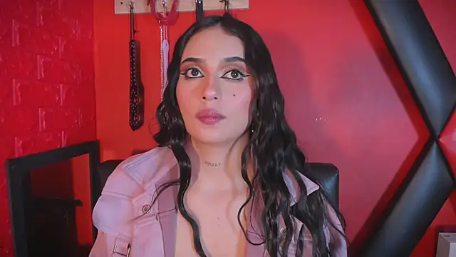 Monttserratt online show from 04-21-26, 07:17