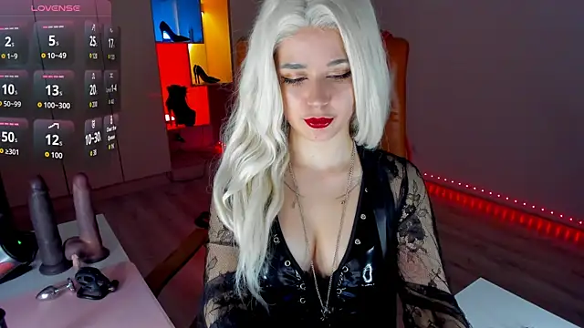 mollyposhh online show from 04-15-26, 06:15