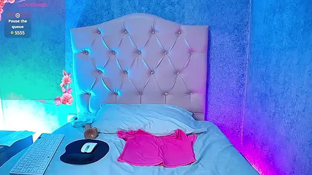 jennaa milf  online show from 01-24-25, 07:28