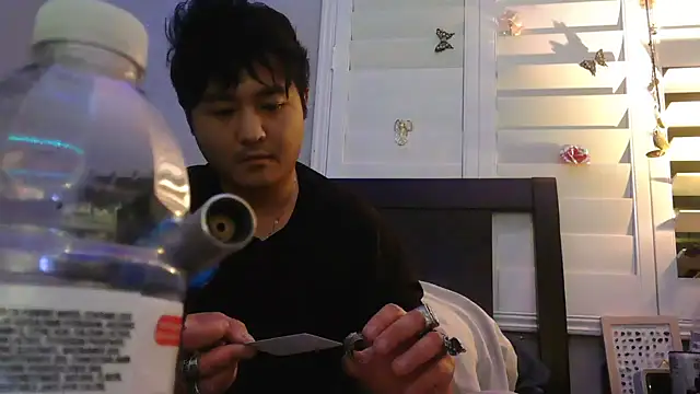 Snapshot of cloudyspun chatting on 11-18-25, 05:12 cloudyspun online show from 11-18-25, 05:12