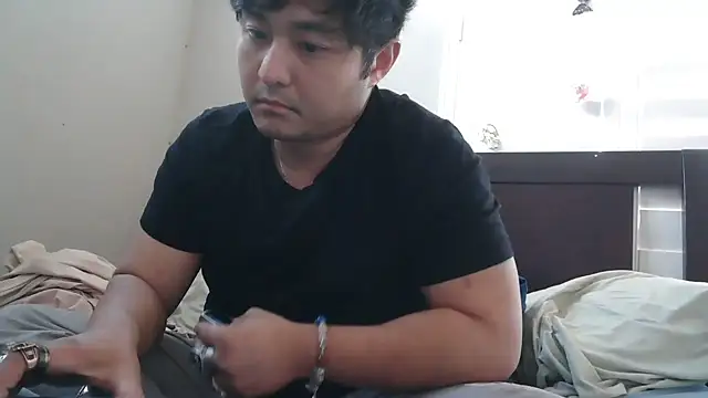 Snapshot of cloudyspun chatting on 11-21-25, 09:35 cloudyspun online show from 11-21-25, 09:35