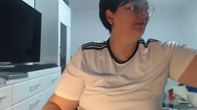 Amandamuller1982 online show from 03-15-26, 09:54