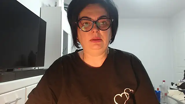 Amandamuller1982 online show from 07-06-26, 09:50