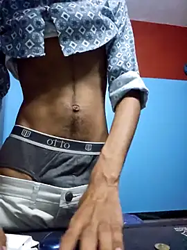 Snapshot of Luffyslim chatting on 12-04-24, 06:39 Luffyslim online show from 12-04-24, 06:39