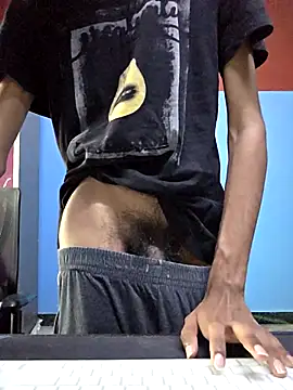 Snapshot of Luffyslim chatting on 02-23-25, 09:33 Luffyslim online show from 02-23-25, 09:33