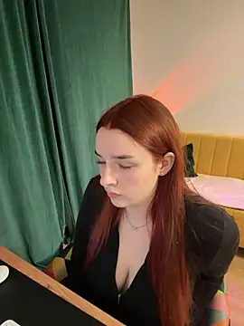 CookyDaisy online show from 12-08-24, 04:39